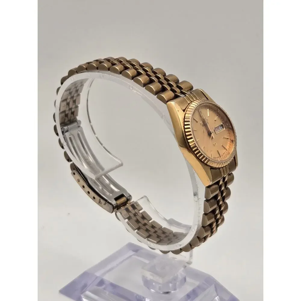Seiko Quartz Gold Tone Day Date Watch Small Link Bracelet
